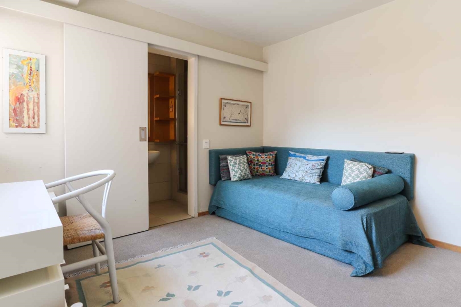 4 Bedroom Property for Sale in Sea Point Western Cape
